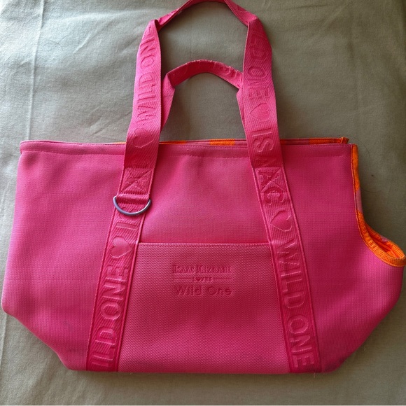 NWT Wild One Dog Carrier Pink Tote Bag - Picture 1 of 14
